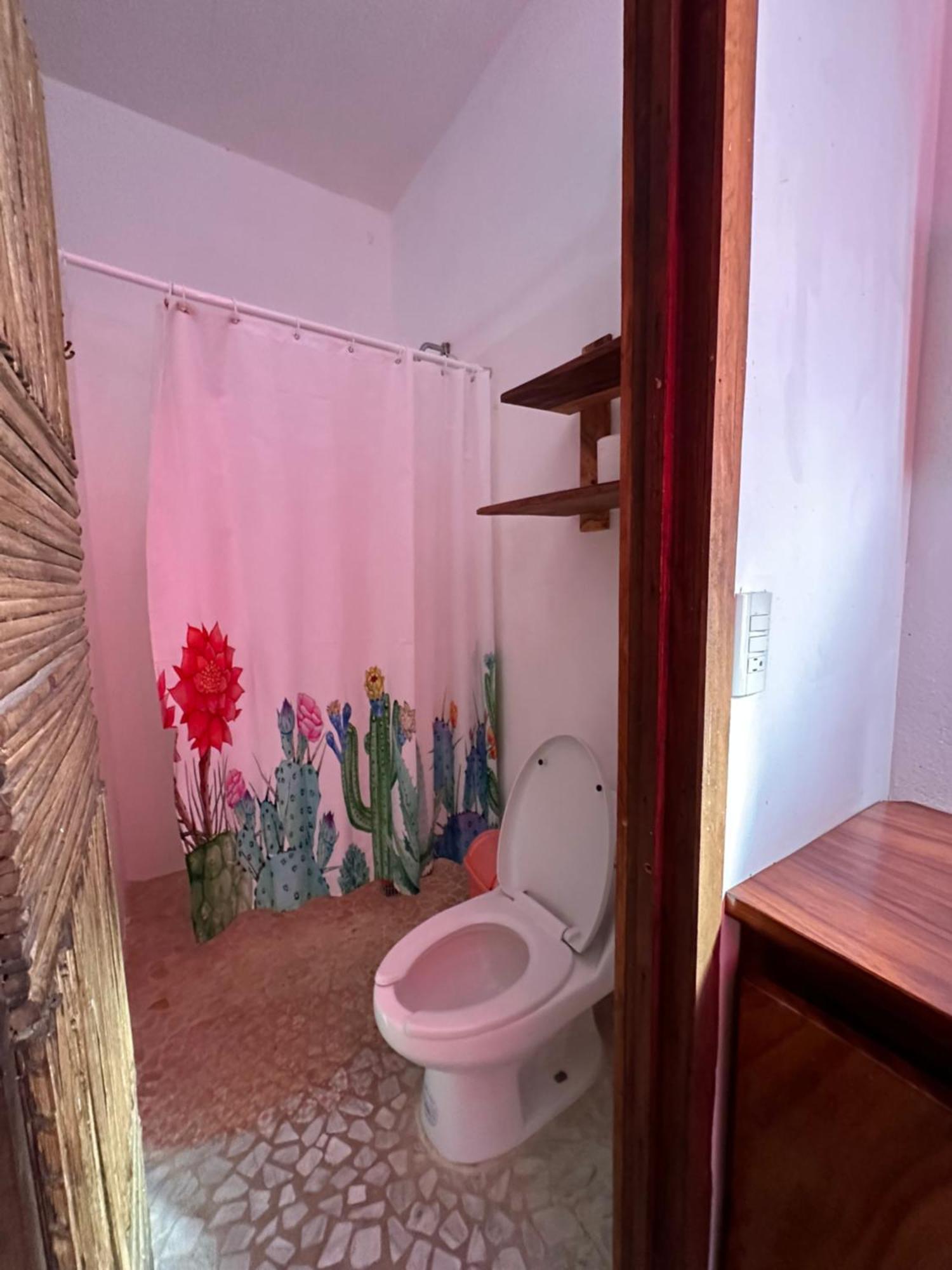 فندق Casa Kokona بويرتو إسكونديدو المظهر الخارجي الصورة